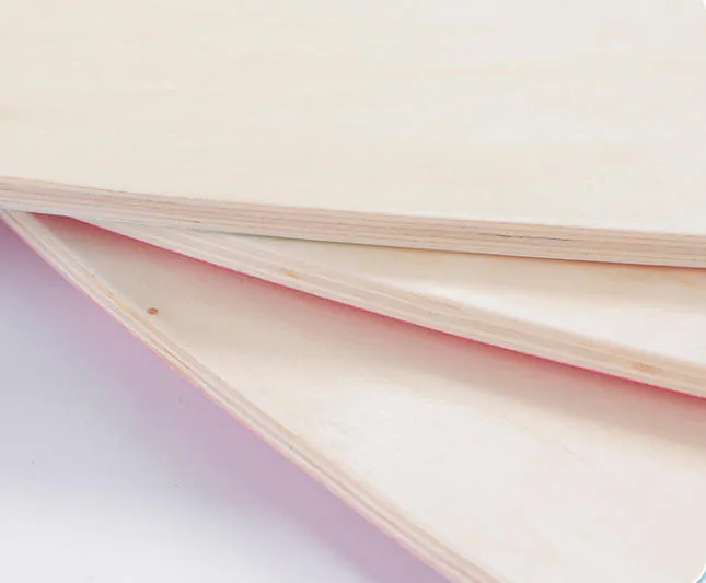 Multi-Layer Wood Construction Skimboards